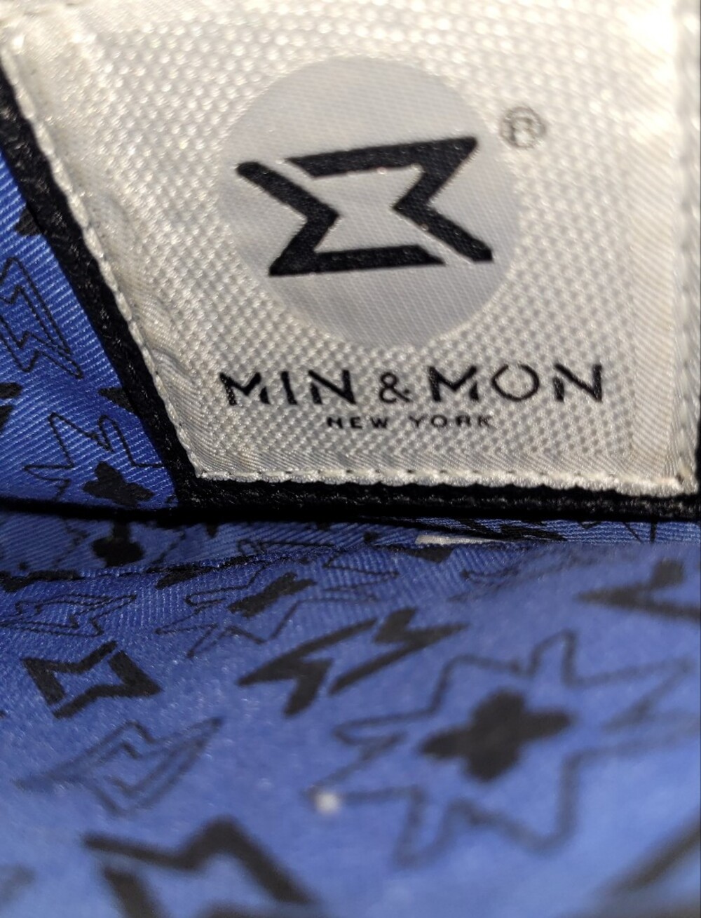 Min & Mon Small Vali Crossbody In All Over Eyes Print And Calfhair - Picture 9 of 9